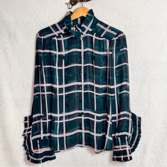 CAbi style 3948 Cake Ruffle Blouse Size Medium - Picture 6 of 14